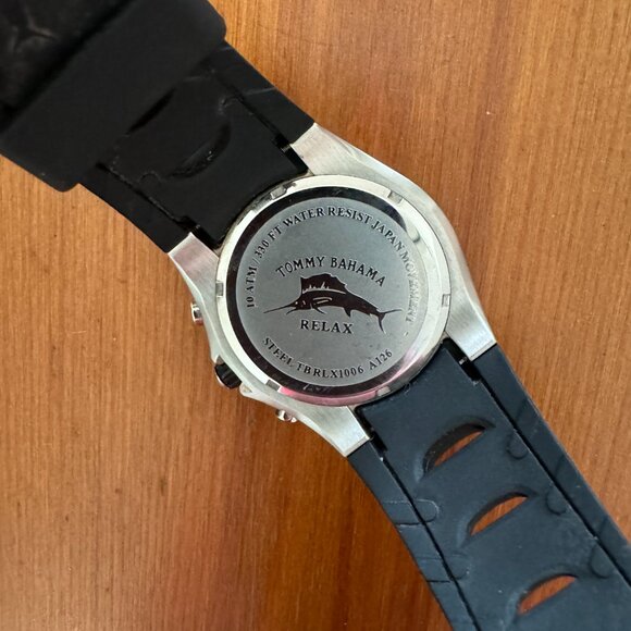 Tommy Bahama RLX1006 BEACH CRUISER Chronograph Red Black Polyurethane StrapWatch - Picture 6 of 13